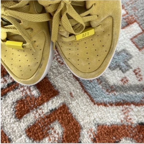 Nike AF1s midform yellow - Picture 8 of 8
